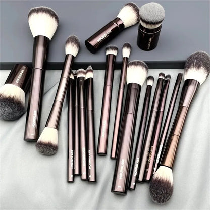 Hourglass Full Series Makeup Brush Blush Powder Contour Foundation Concealer Makeup Brush Eye Shadow Smudge Eyeliner Makeup Tool