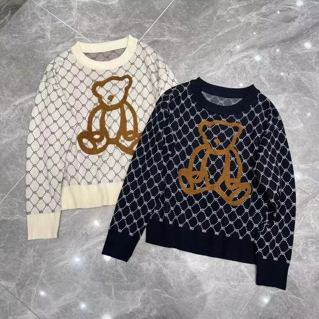 SAYTHEN Autumn and Winter New Casual Vintage Style Little Bear Pattern Round Neck Pullover Cute Sweater ST231018